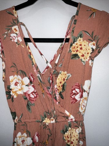 Band Of Gypsies Women's Peach Floral Maxi Wrap Dress w/Back Strap Size S - Picture 5 of 6