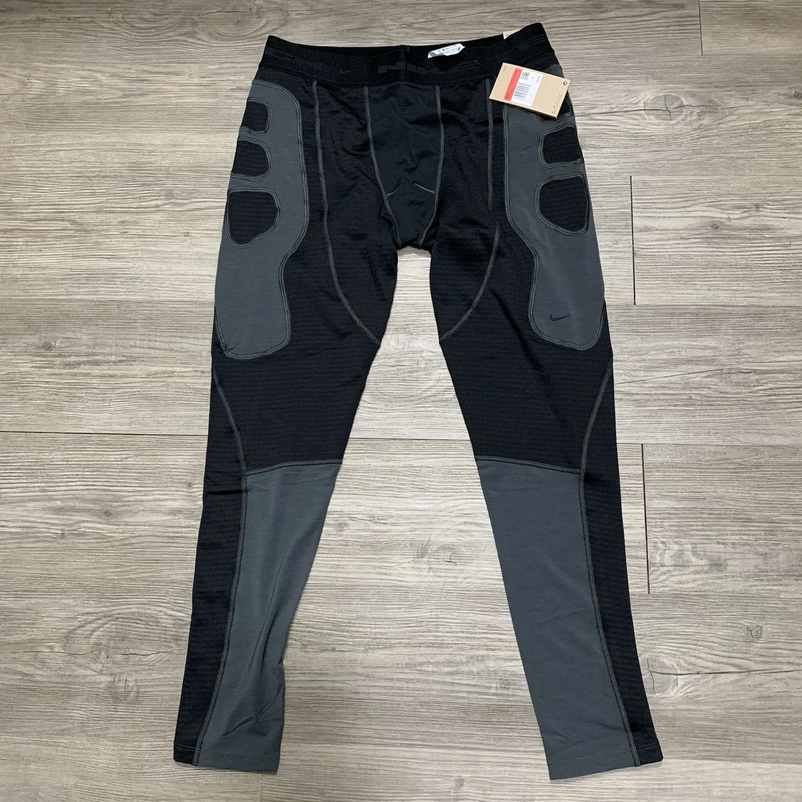 Nike Tech Therma-Fit Base Layer Compression Tights L Black Men’s HV1379-010 $95