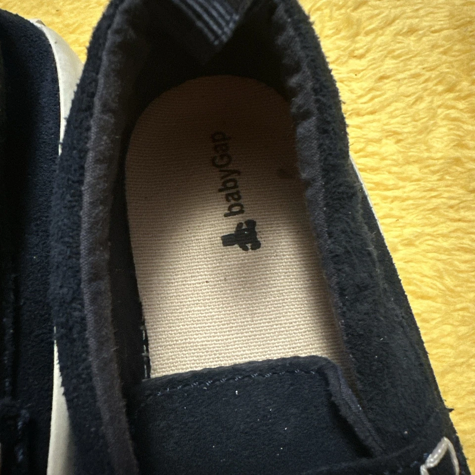 Mocasines Baby Gap azul marino deslizables, 18-24 meses Foto 4 de 4