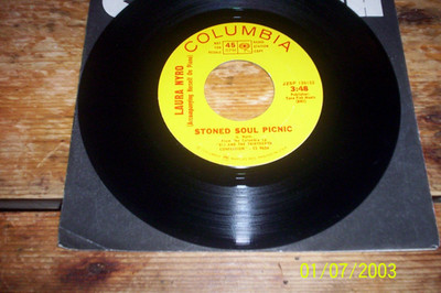 LAURA NYRO 1968 Columbia PROMO 45 ( STONED SOUL PICNIC / SWEET BLINDNESS ) NM-