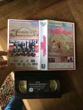 CASSETTE VIDEO VHS FOOTBALL 4000 footballeurs debutants saint jean de monts 2005