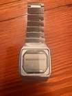 Vintage Seiko M354‑5019 “Moonraker” James Bond Watch Powers On, Display no power