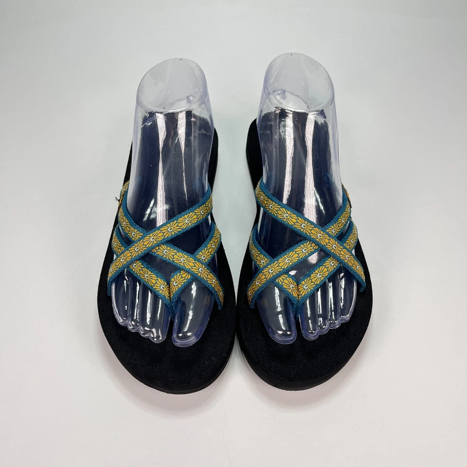 Sandalias cómodas de verano Teva Olowahu negras con telar de flores 6840 para mujer talla 7 Foto 3 de 4