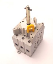 Allen Bradley 194E-A40-1753 Disconnect Load Switch 3-Pole 600VAC 40A, DIN Rail