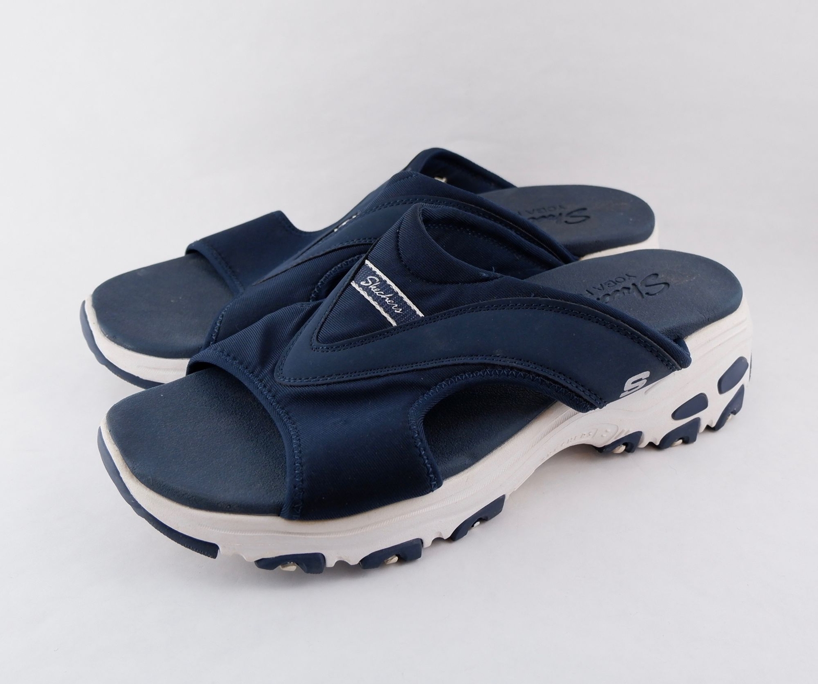 womens skechers yoga foam