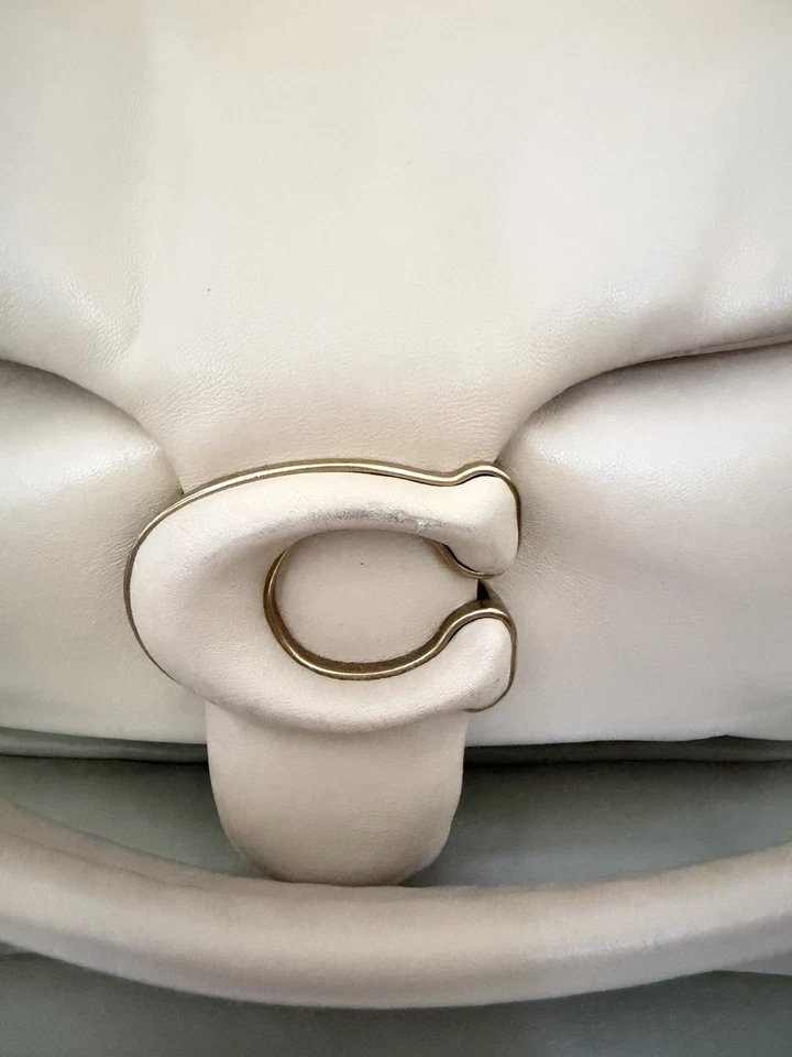Coach Pillow Tabby 26, Foto 2 von 5