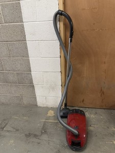 Miele Cat n Dog S776 Staubsauger Kanister Motor 2000W rot funktionstüchtig