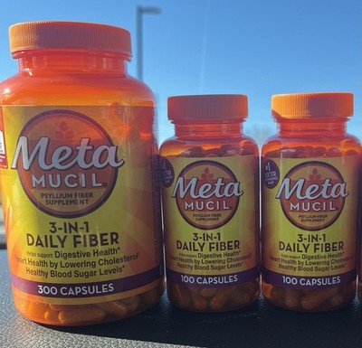 Metamucil Fiber 3-in-1 Psyllium Daily Fiber Supplement 500 Capsule