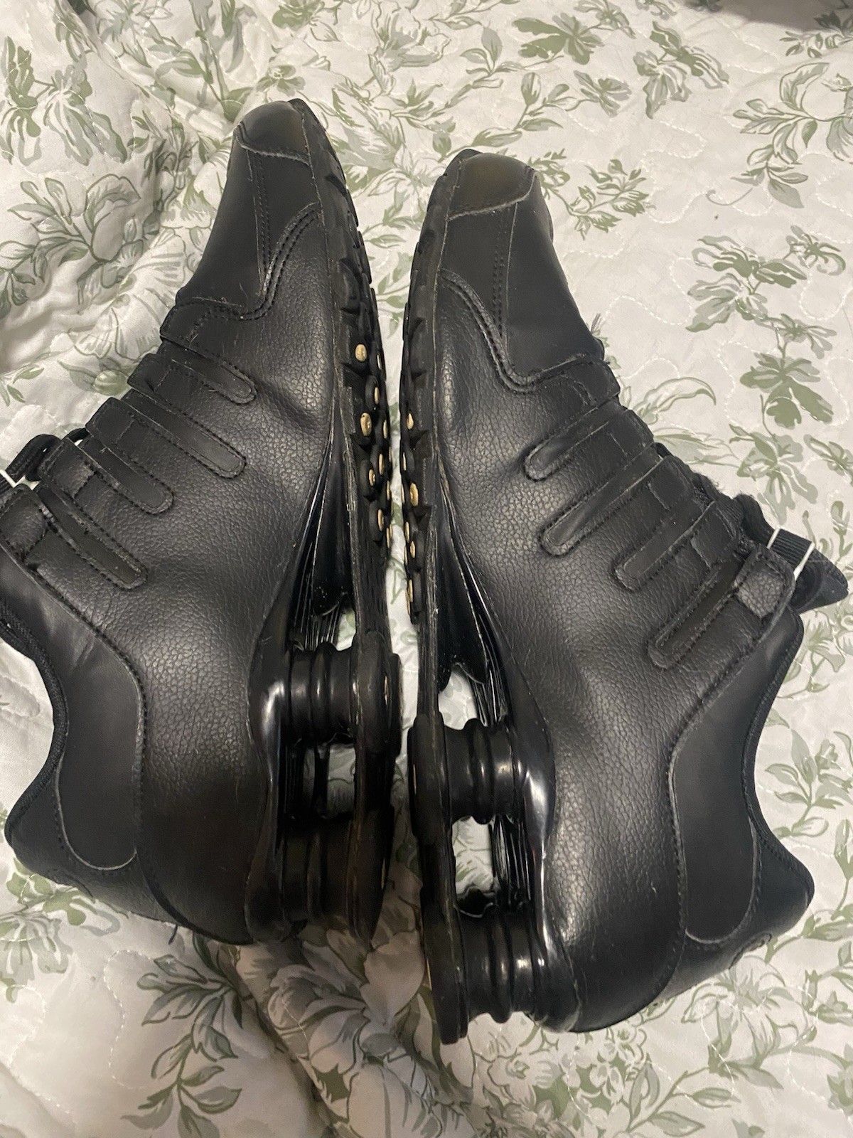Nike Shox NZ Black Leather Men's Sneaker 501524-091 Cushioned Athletic Shoes thumbnail 3