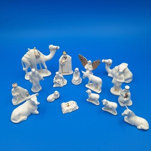 pottythree 聖歌隊おめかしセット ホワイト　ネイビー　まとめ売り White and Gold Nativity Set | eBay