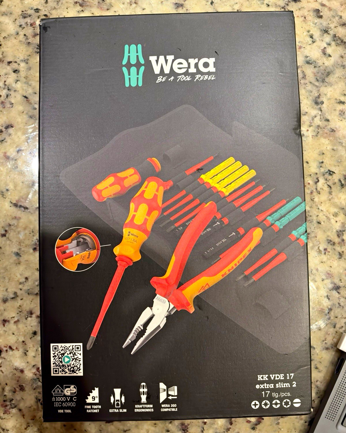 Wera KK VDE 17 Extra Slim 2 Insulated Set w/ Pliers, Handle, Blades