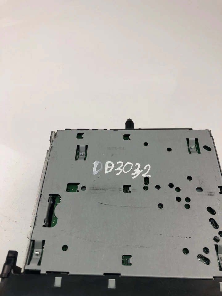 SAAB 9-3 YS3F Musik-Player ohne GPS 12779269 27793350 - Bild 4 von 4