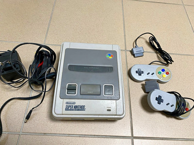Nintendo SNES Super Nintendo Entertainment System PAL Konsole 2 Controller Kabel
