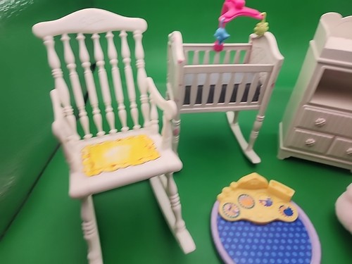 Barbie Nursery Furniture - Picture 4 of 8