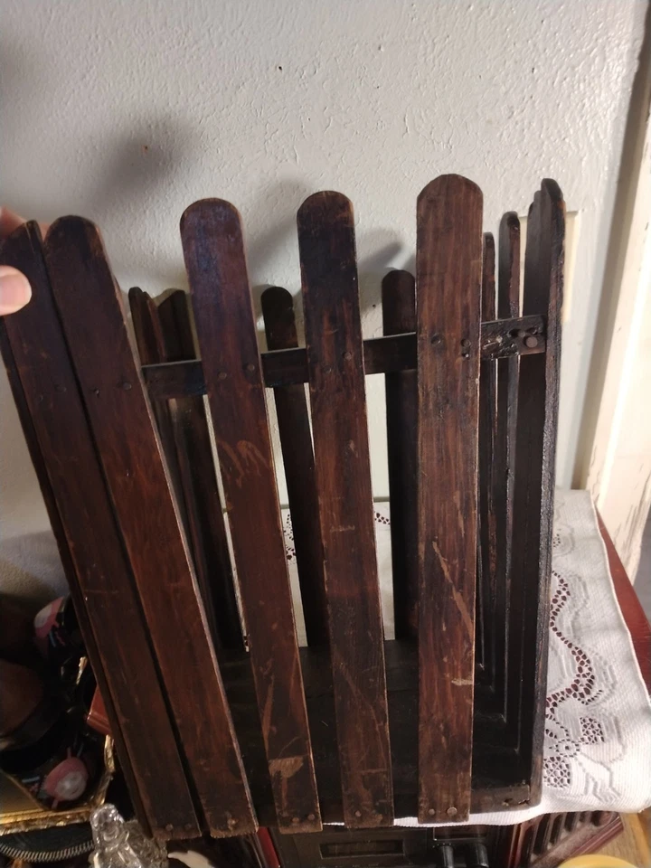 Antique Primitive Slatwood Utility Waste Paper Basket 12x12x14 All Original - Image 4 of 4