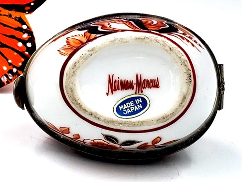 Neiman Marcus Porcelain Trinket Ring Box, Hand Painted Japanese - Picture 5 of 9