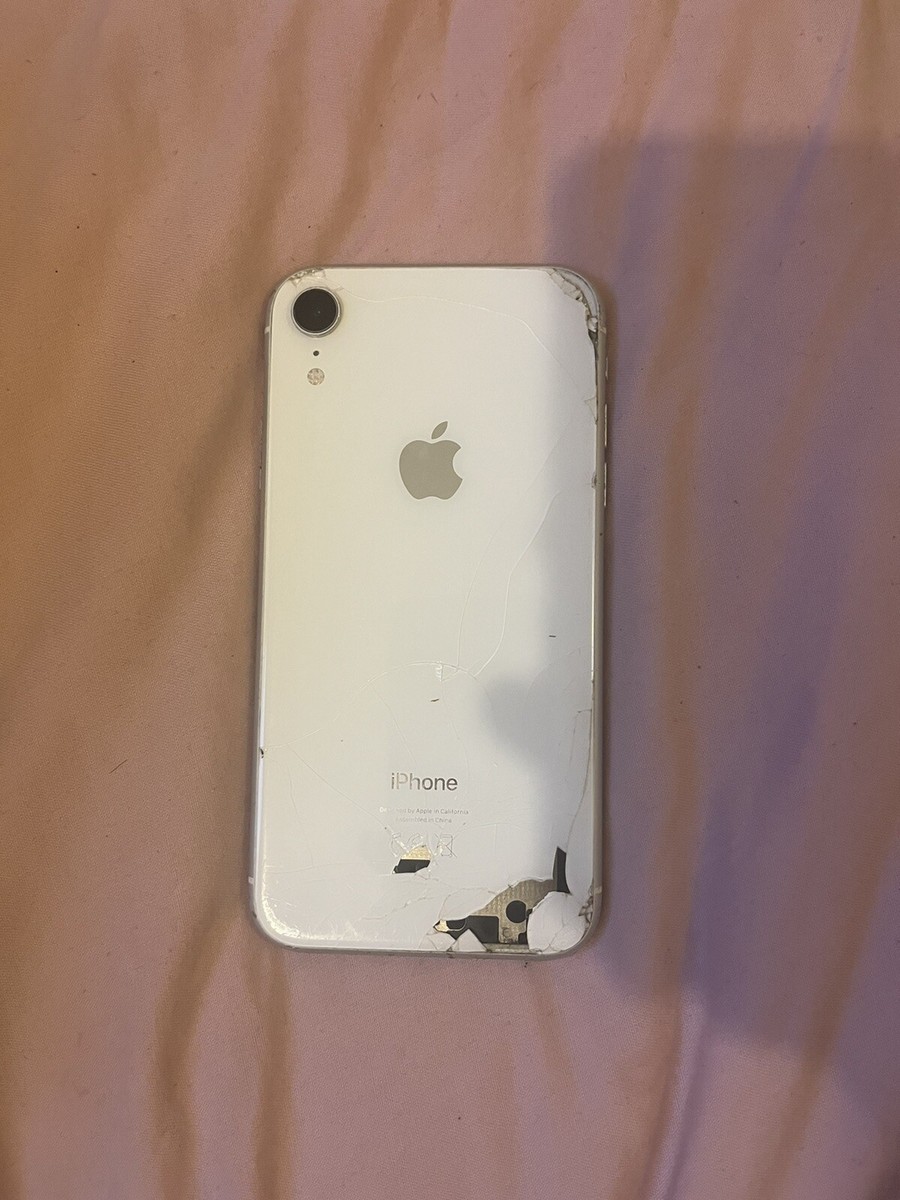 Damaged Apple iPhone XR - 64GB - White (O2) A2105 (GSM Damaged Apple iPhone XR - 64GB - White (O2) A2105 (GSM