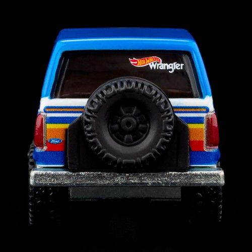 Hot Wheels Collectors Wrangler 85 Ford Bronco - Picture 12 of 15