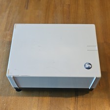 Leitz Wetzlar Pradovit Color 35mm Slide Projector with Extra Bulb/Accessories