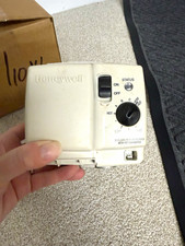 A.o. Smith Honeywell Water Heater Gas Control Valvethermostat 9008261005 A.o. Smith Honeywell Water Heater Gas Control Valvethermostat 9008261005