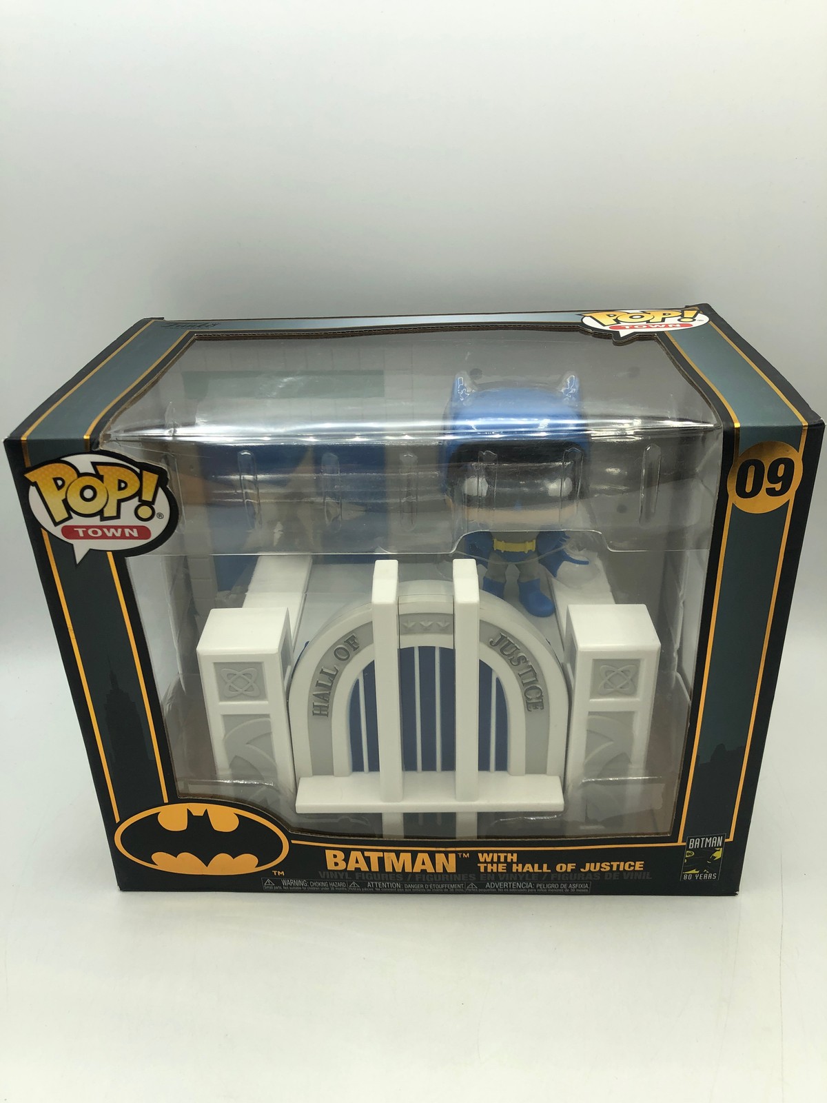 Funko Pop! Heroes Dc Comics Batman With The Hall Of Justice #9 Damaged Box