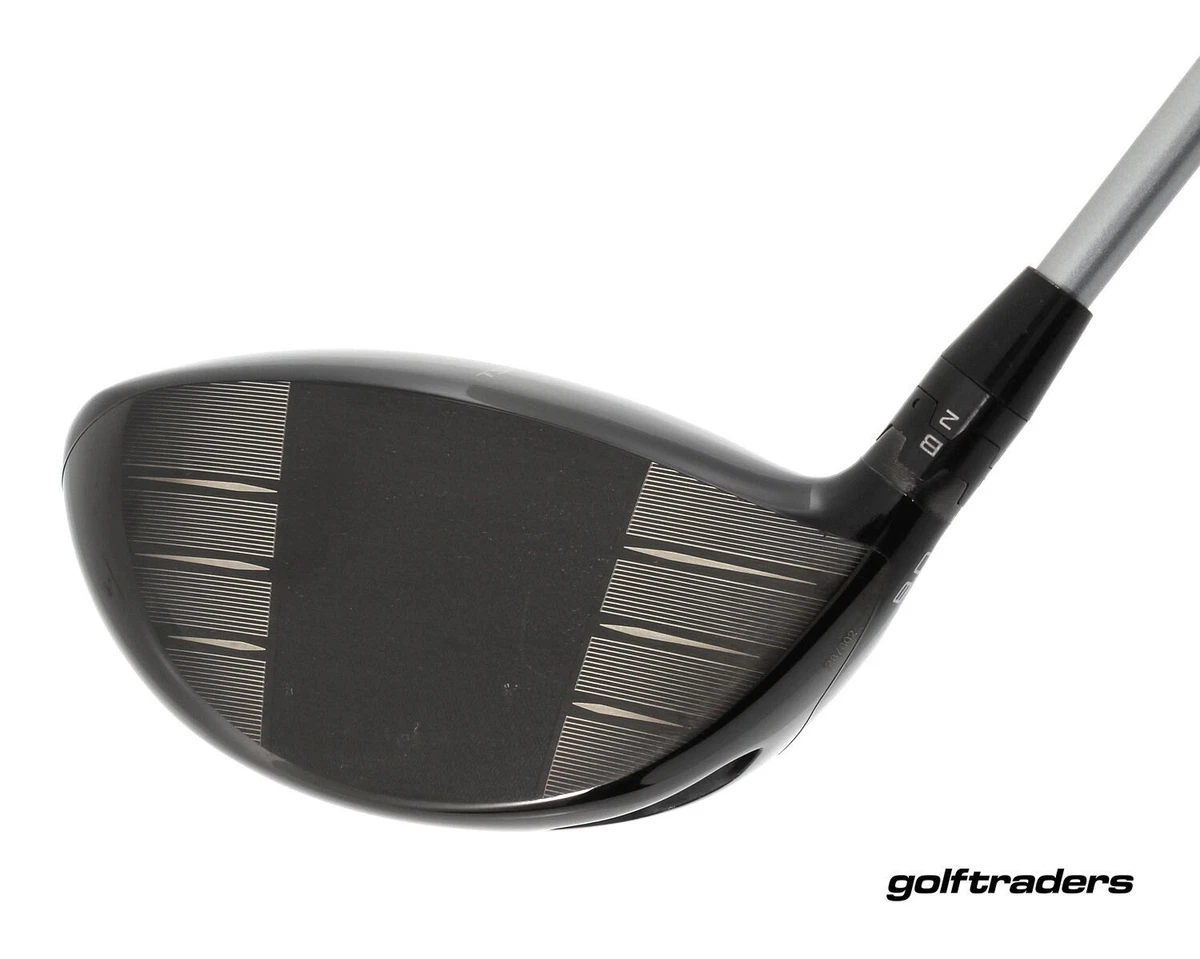 Titleist TSR3 Driver 8º Graphite Stiff Flex Cover New Grip P897