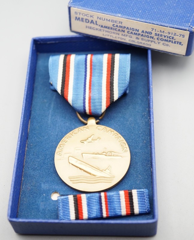 WWII American Campaign Medal & Ribbon Bar Complete Set With Cardboard Box