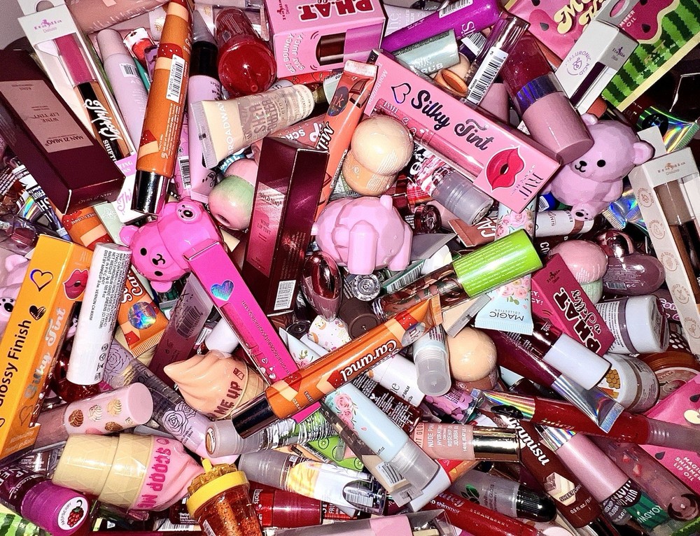 Mystery Lip Gloss Bundle, Lip Gloss Bundle, Lip Stick Bundle, Lip Products Bag Mystery Lip Gloss Bundle, Lip Gloss Bundle, Lip Stick Bundle, Lip Products Bag