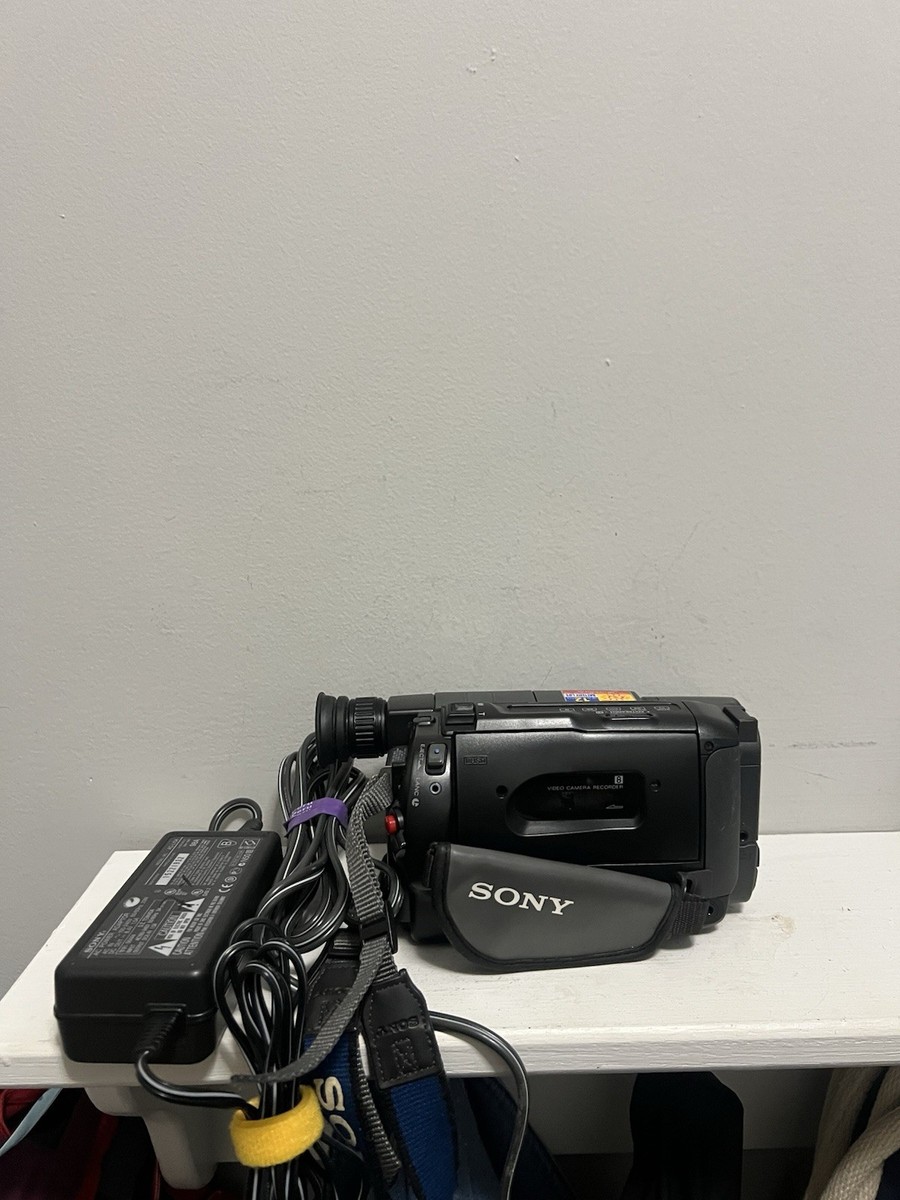 Sony Handycam Camcorder CCD-TRV25 8MM Tape Video Camcorder 8 XR