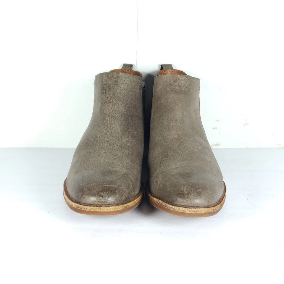 Botines Chelsea Kork Ease para mujer Kama EE. UU. 8,5 M cuero topo  Foto 3 de 4