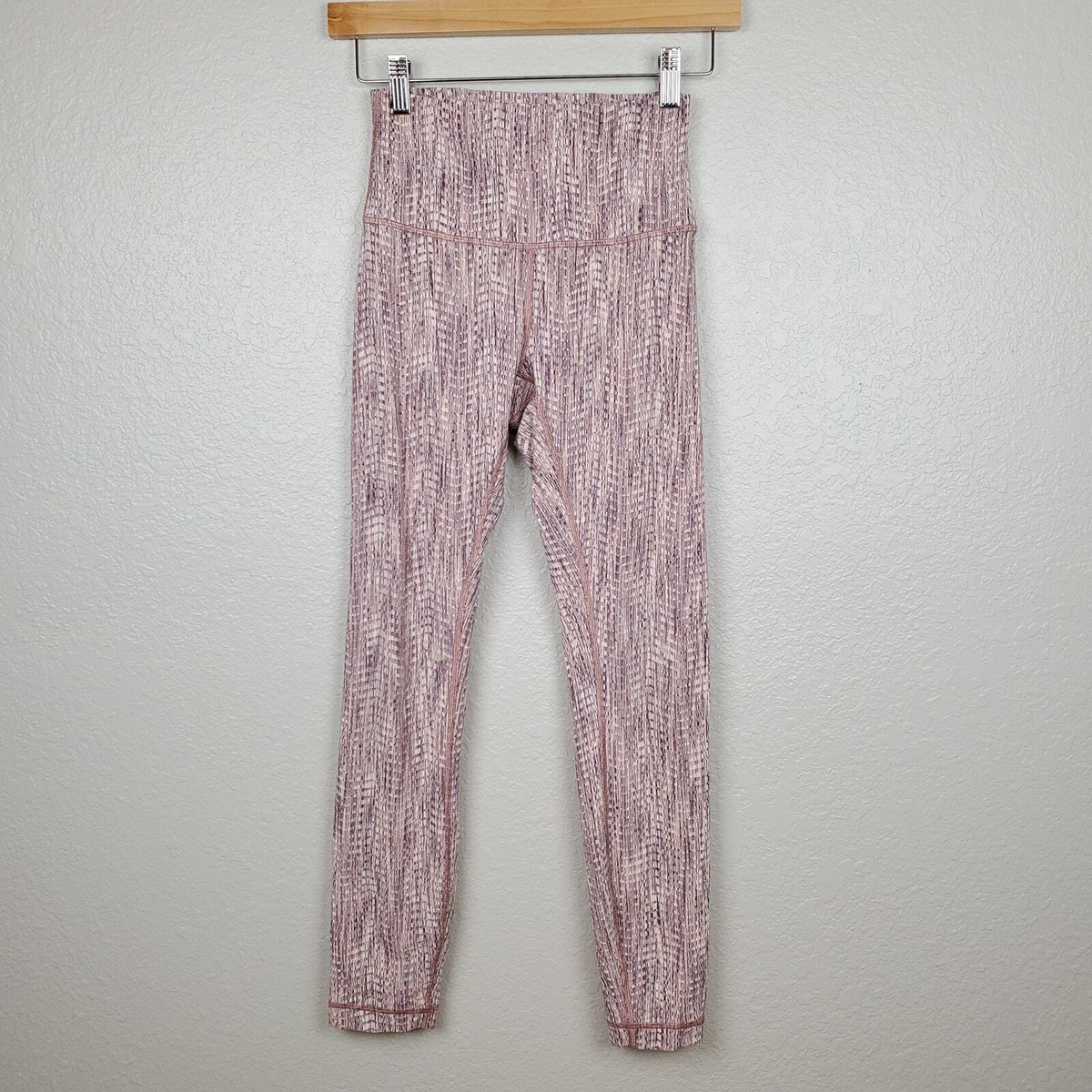 ヨガ lululemon - Wunder Under High-Rise Tight&quot;Full-On 4 Lululemon Wunder Under High-Rise Tight 28