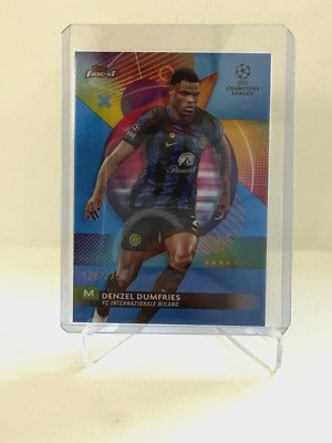 2023-24 Topps Finest UCC - Denzel Dumfries #54 Blue Aqua Vapor Wave/275 Inter