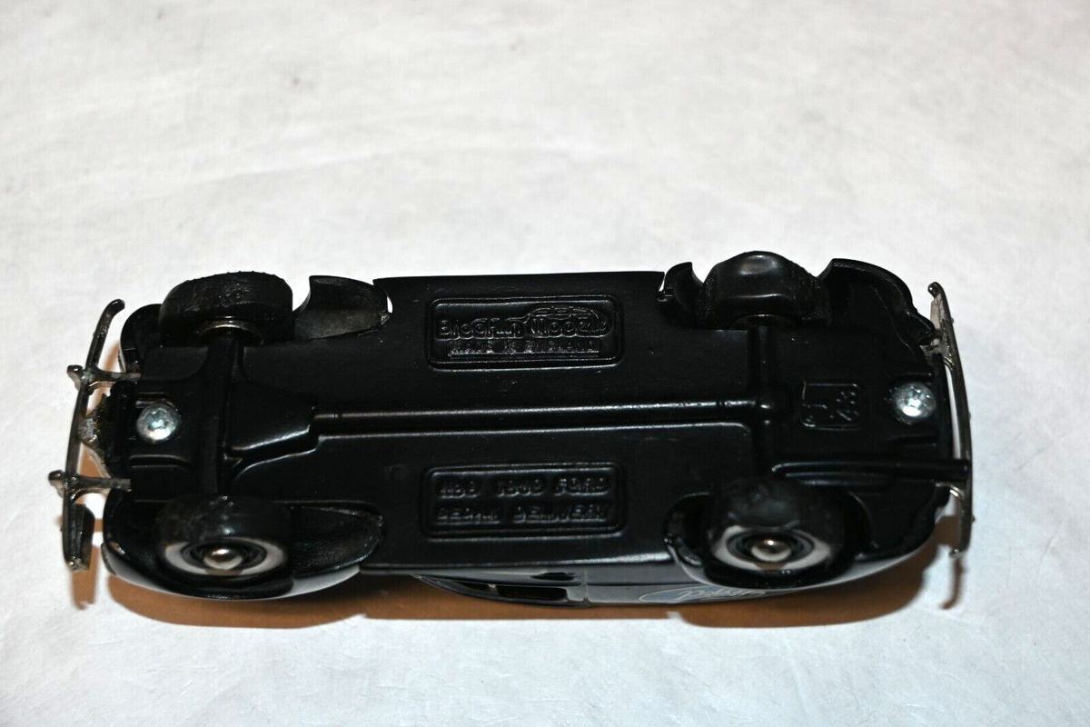 Maquetismo Estático: Ford sedan delivery de 940 escala :24