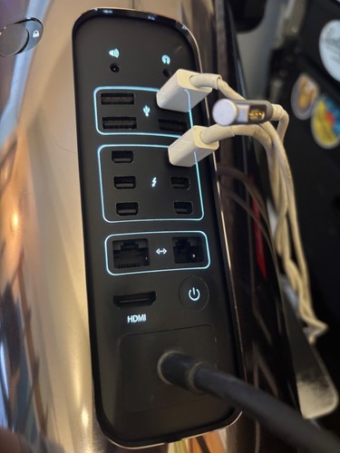 Apple Mac Pro 2013 Quad Core Xeon E5 3.7Ghz 64GB RAM SSD GC 2x Graphic car - Bild 11 von 12