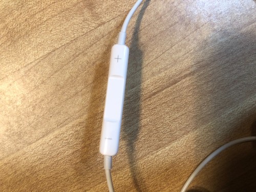 2x Wired Headphones for Iphone Earbuds with Built-In Microphone & Volume Control - Photo 12 sur 12