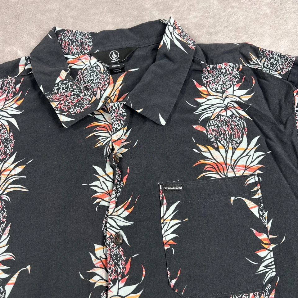 Volcom Shirt Mens XL Black Pineapples Button Up Short Sleeve Viscose Lyocell - Image 2 of 4