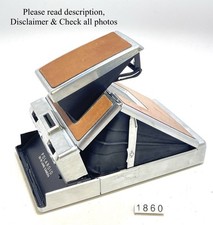 Polaroid SX-70 Instant Folding Land Camera In Very Good Condition.