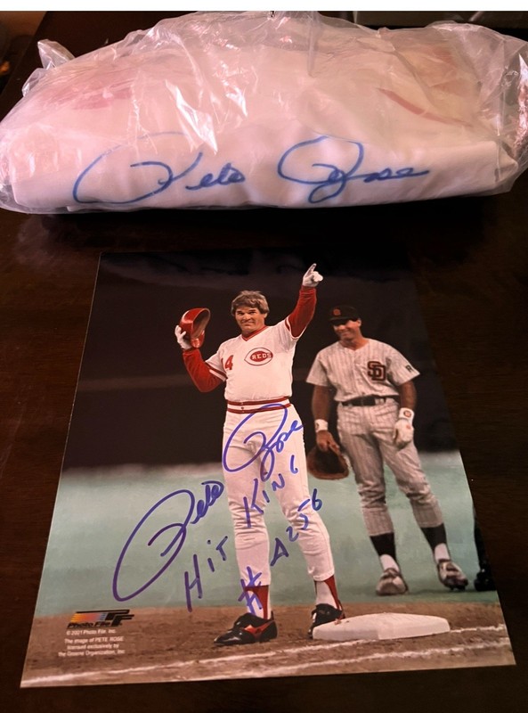 Pete Rose Autographed Stat Jersey And Hit King Photo