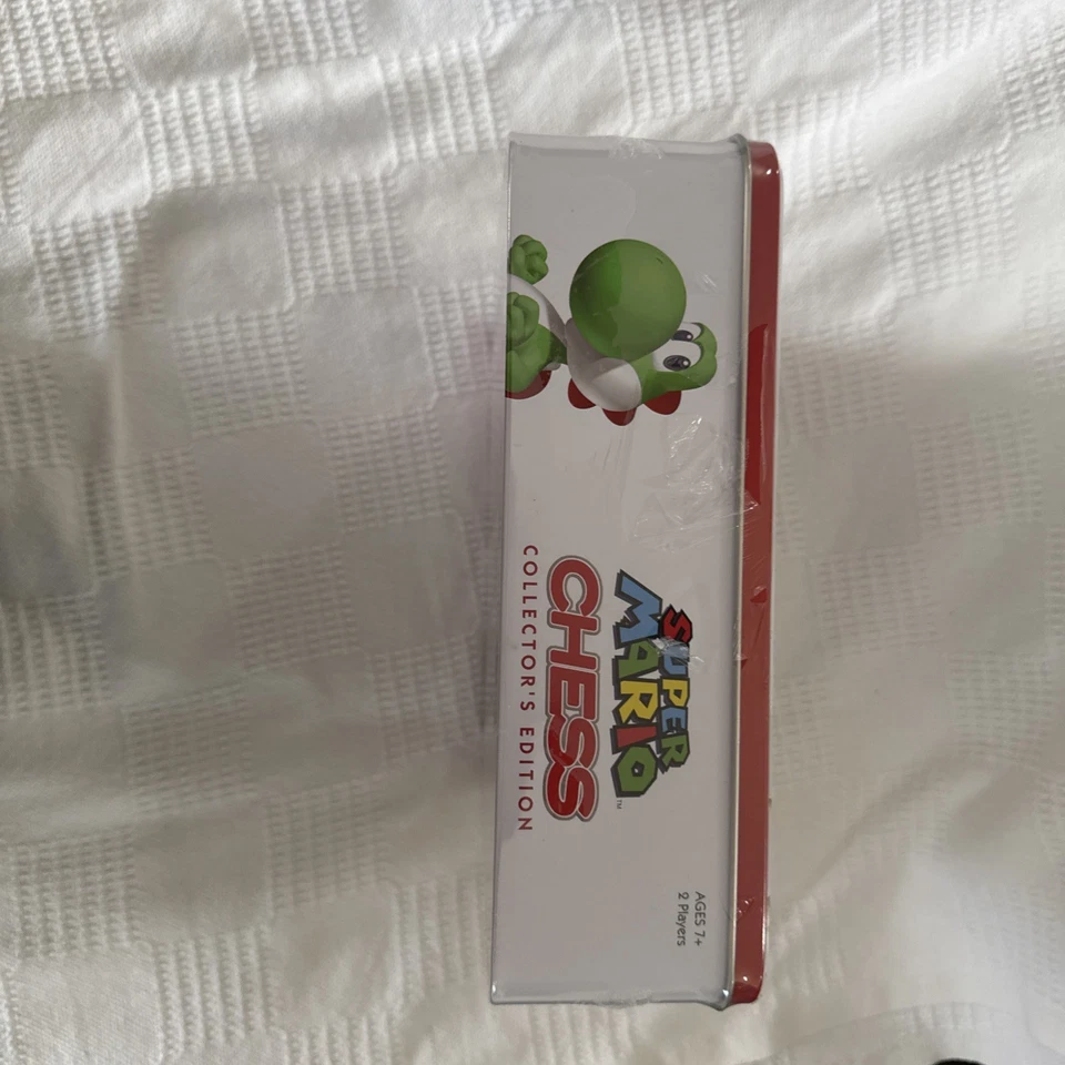 🍄Super Mario 🍄Chess Set Collectors Edition Nintendo 2009 Sealed NEW - Image 2 of 4