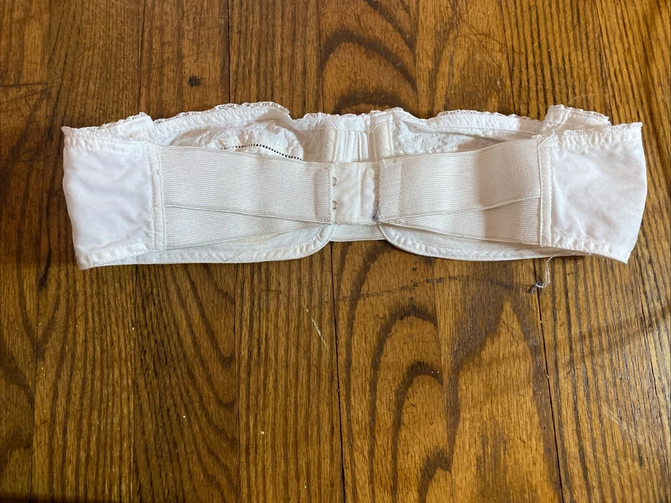 复古 3 件装白色胸罩缎面子弹无肩带 — 第 4/4 张图片