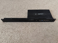 Ubiquiti EdgeRouter 4 ER-4 with Official Ubiquiti ER-RMKIT Rack Mount Kit.