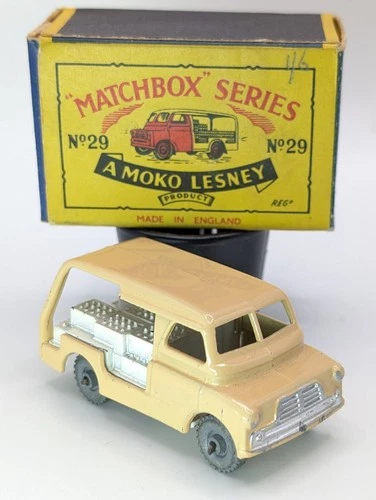 MATCHBOX LESNEY 29a Bedford Milk Truck Van  MW MIB original vintage diecast car
