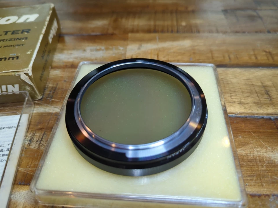 Nikon 72mm Circular Polarizing Filter - Original Case - Screw In. Camera Lens - Image 3 of 4