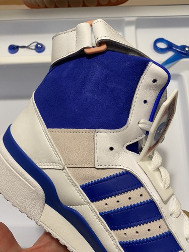 Scarpe Kerwin Frost Adidas Humanchives amici e famiglia nuove con scatola 11,5 - Foto 12 di 19