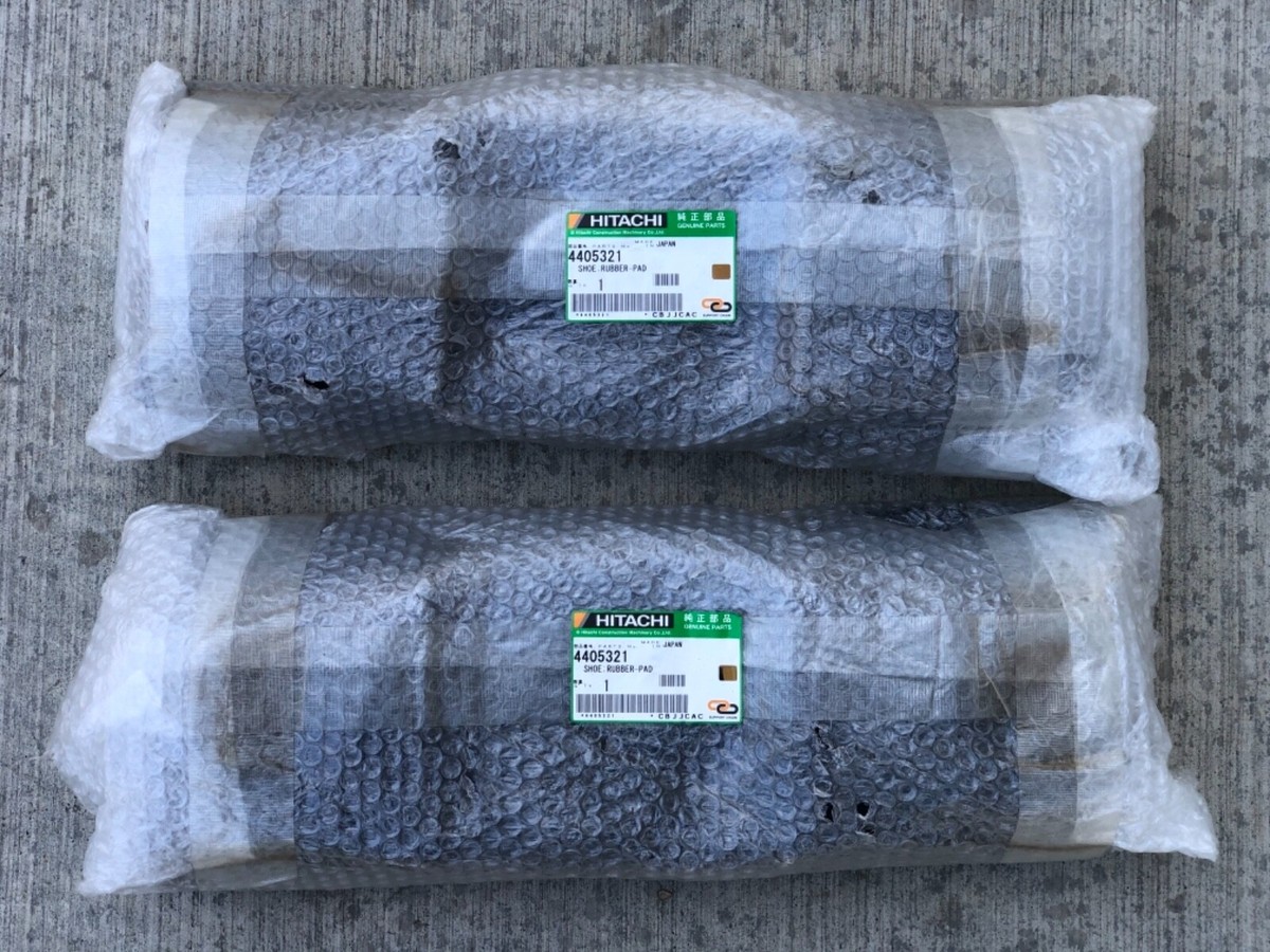 2 HITACHI 4405321 JOHN DEERE TRACK RUBBER SHOE EXCAVATOR 120