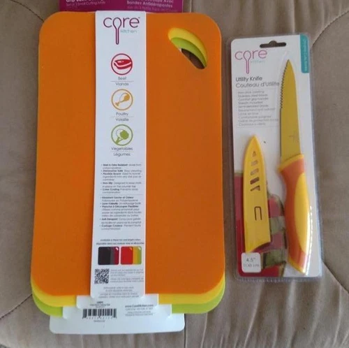 Core Kitchen 3 Grip Back Color Coded Cutting Mats + Utility Knife w Sheath