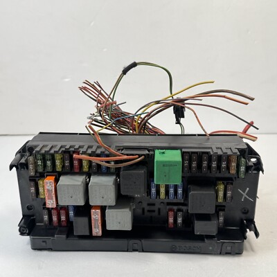 2010-2011 MERCEDES E350 FRONT SAM FUSE BOX CONTROL MODULE