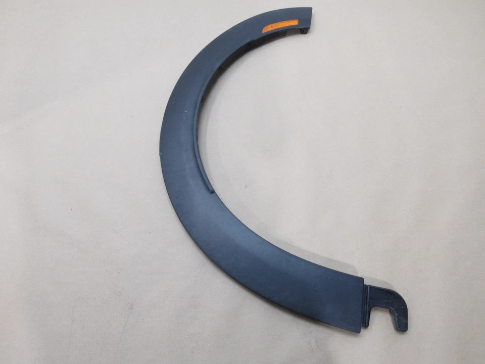 Guardabarros delantero derecho Mini Cooper Countryman S 2024 arco moldura llamarada 23-25; Foto 2 de 4