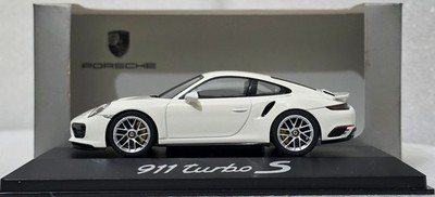 herpa Porsche 911 Carrera 1/43 ミニカー ホワイト Porsche 911 (991.II) Turbo S 2016 White 1:43 Herpa WAP 020 136 0G