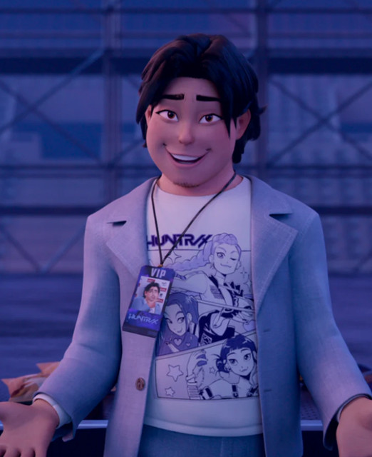 KPop Demon Hunters HUNTR/X Oversized Faded T-Shirt WHITE